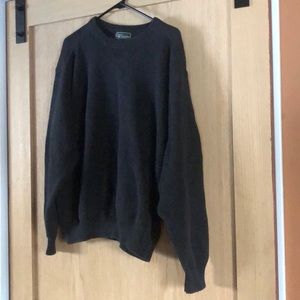 Croft and barrow navy sweater